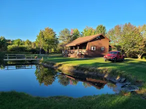 Retreat @ Keuka Cabin - Image 5