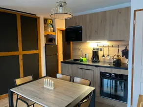 2 bedroom apartment, south facing * * * - Image 5