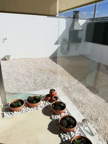 The glass box, bright and cozy - Image 5