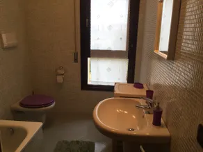 Two-room downtown apartment with parking - Image 5