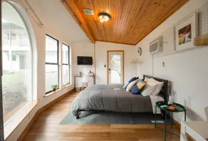 East Austin Garden Cottage | Sweet & Private - Image 3