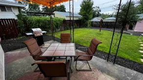 Centrally located home! Downtown-U-District -Arena - Image 4
