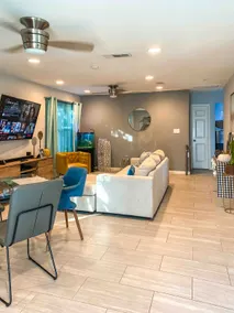 Austin Oasis with pool - Image 2