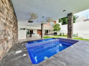 Luxurious New House!! 4 suites Air conditioning. - Image 2