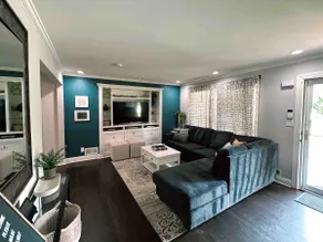 Spacious Luxury Retreat w/ Hot Tub & Movie Theatre - Image 3