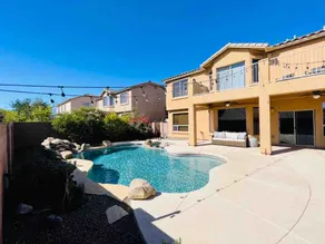 Spacious home with Heated Pool and Spa - Image 3