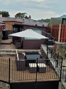 Llanberis Summer House with Hottub and sauna. - Image 3