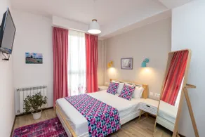 Lela's Stylish House in the Heart of Tbilisi - Image 3