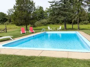 Charming Historic Farmhouse Minutes to Frenchtown! - Image 2