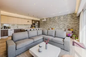 Nastazia Luxury Beach House - Image 4