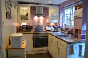 19 Upper Linney - Image 2