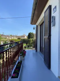 House - Image 3