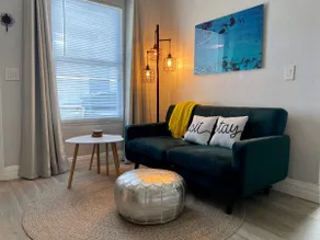 *KING BED* Private Cottage in the heart of WPB - Image 3