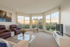 Mount Eliza Sunset Apartment - Image 3