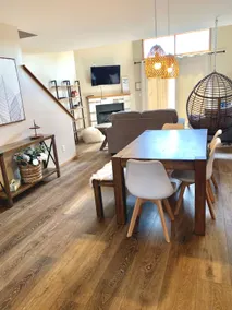 Waterfront Boho Retreat - Image 4