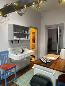 Lovely 1-bedroom unit blocks from downtown St.Paul - Image 3