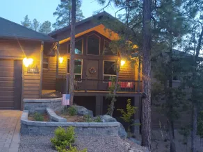 Sequoia Mtn Home-TOP 1%- Pups-1/2 acre-Views - Image 2