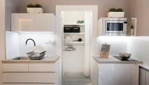 Luxury Studio 24 Garden Apartment - Image 5
