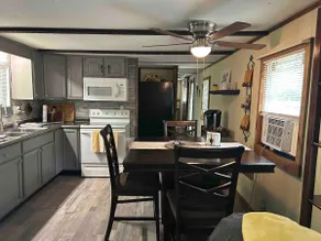 Lit'l Country Comfort - Image 3