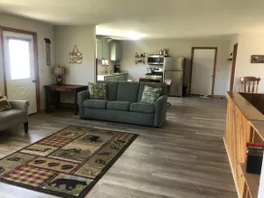 *Monthly Rates Available* A cozy, rustic home. - Image 2