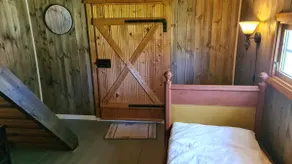 Newly renovated pantry with wide views - Image 3