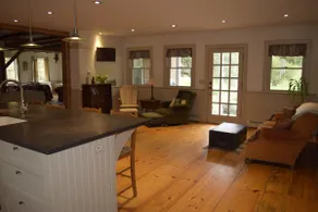 Barnard Brickhouse - Image 4