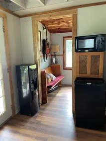Cabin at YarBrown Farm-6 miles from First Monday - Image 5