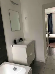 Four House - Image 4