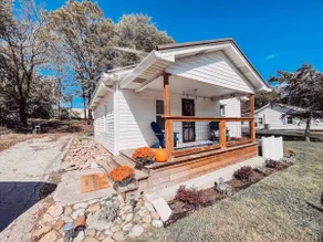 Cozy Knoxville Cottage | Great for all things UT! - Image 2