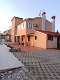 House Ulika Kotka - Image 2