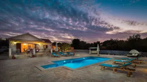 Beach villa Boris with heated pool & full privacy - Image 3