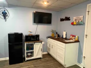 Funky Little Shack at Grand Rivers - Image 5