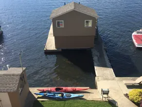 Leisure Lake Lodge - Premier Vacation Rental On Lake Hopatcong! - Image 3