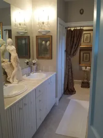 Lge Beautiful Guest Suite w Privt garden/ King Bed - Image 4