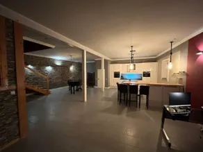 Dream barn with pool, fireplace and private spa - Image 5