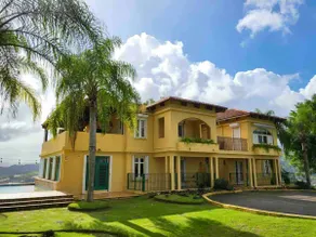 Stunning Spanish Hacienda - Image 2