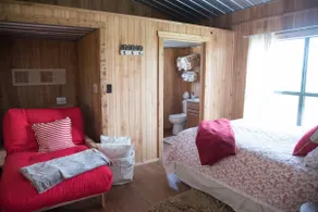 Harlow's Hideaway - Image 5