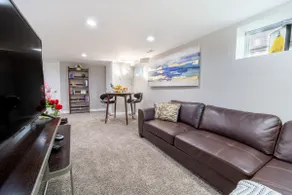 Elegant and Bright 4BR Home near DTWN and RiNo - Image 5