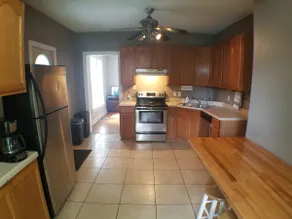 4Bedroom Home Close to UofI and Downtown Champaign - Image 2