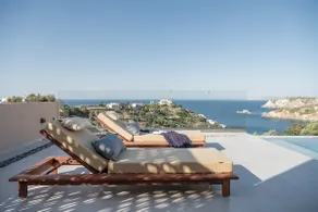 Villa w/Private Pool & Sea View, 400 to the beach - Image 5