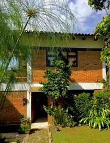 Home for 8 adults equipped - Image 2