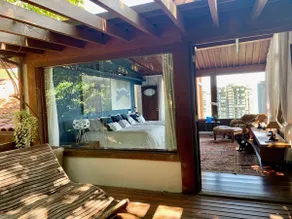 Exclusive and Secure Villa in Sao Conrado - Image 4