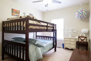 Nash Town House, comfy & near all! - Image 5