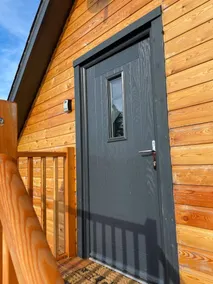 Cosy Country Modern Studio with Patio Space. - Image 2