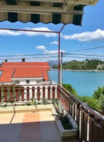 Two-bedroom seaside home in quiet fishing village - Image 4