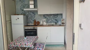 Stritt' Stritt' bedroom with bathroom and kitchen - Image 2