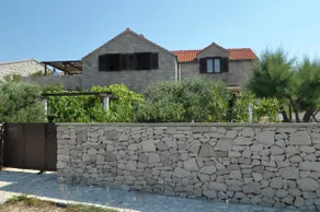 Stone retreat Villa ... Pool, Gym, Sauna, Bikes.. - Image 3