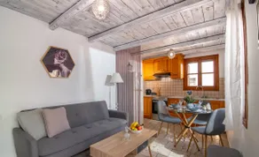 Avli Traditional Home with Private Jacuzzi - Image 3