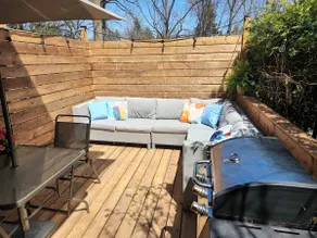 Bright MCM 2 Bedroom Walk Up with Private Deck/BBQ - Image 2