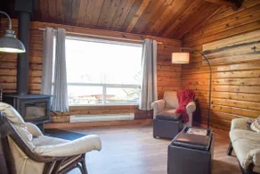 The Cozy Cabin - Image 2